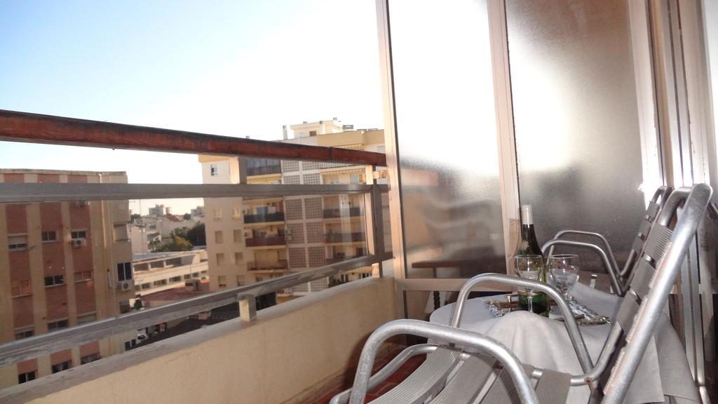 Hotel Carlos I Torremolinos Quarto foto